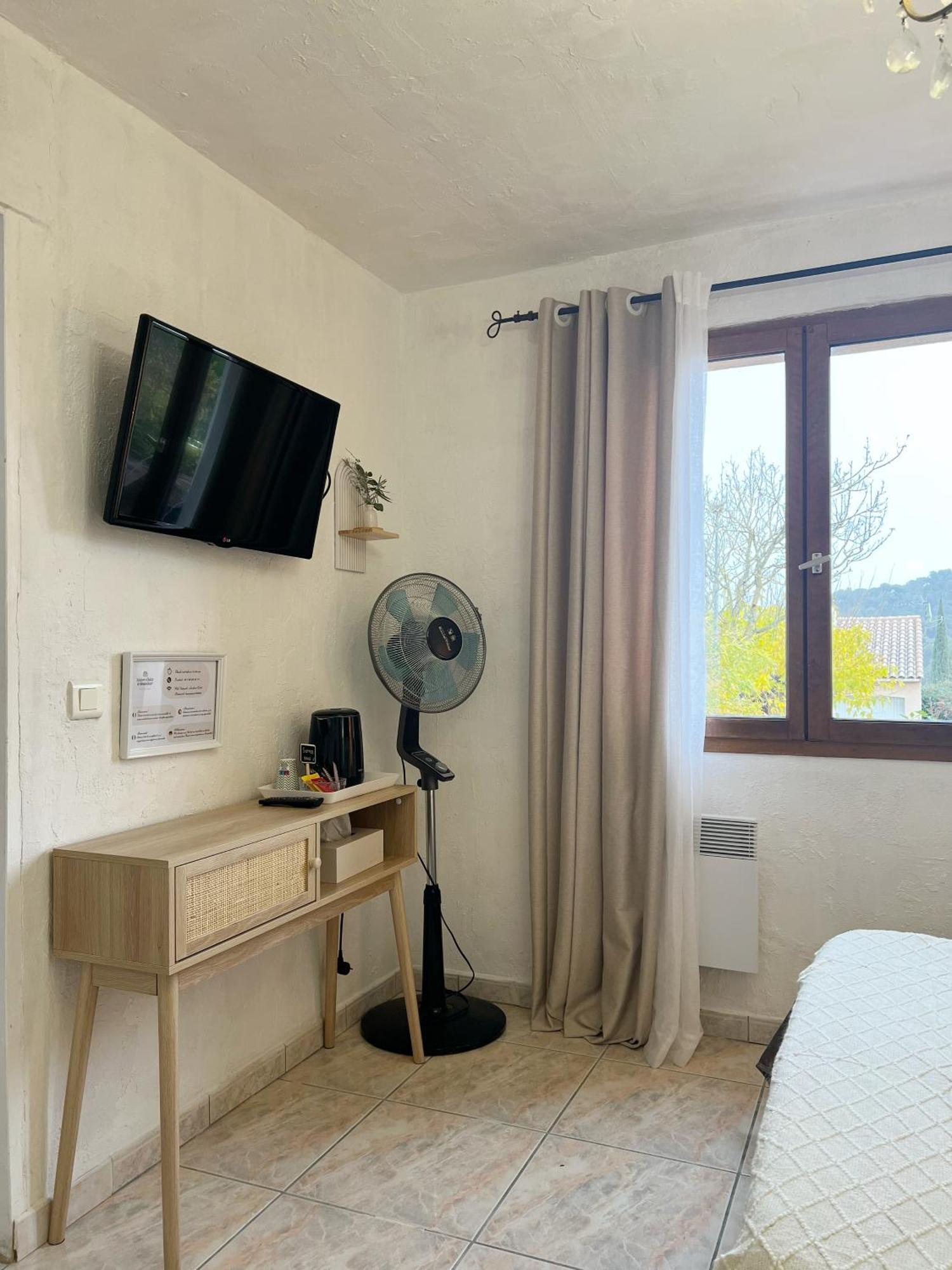 Bed & Breakfast Le Beausejour Каркасон Екстериор снимка
