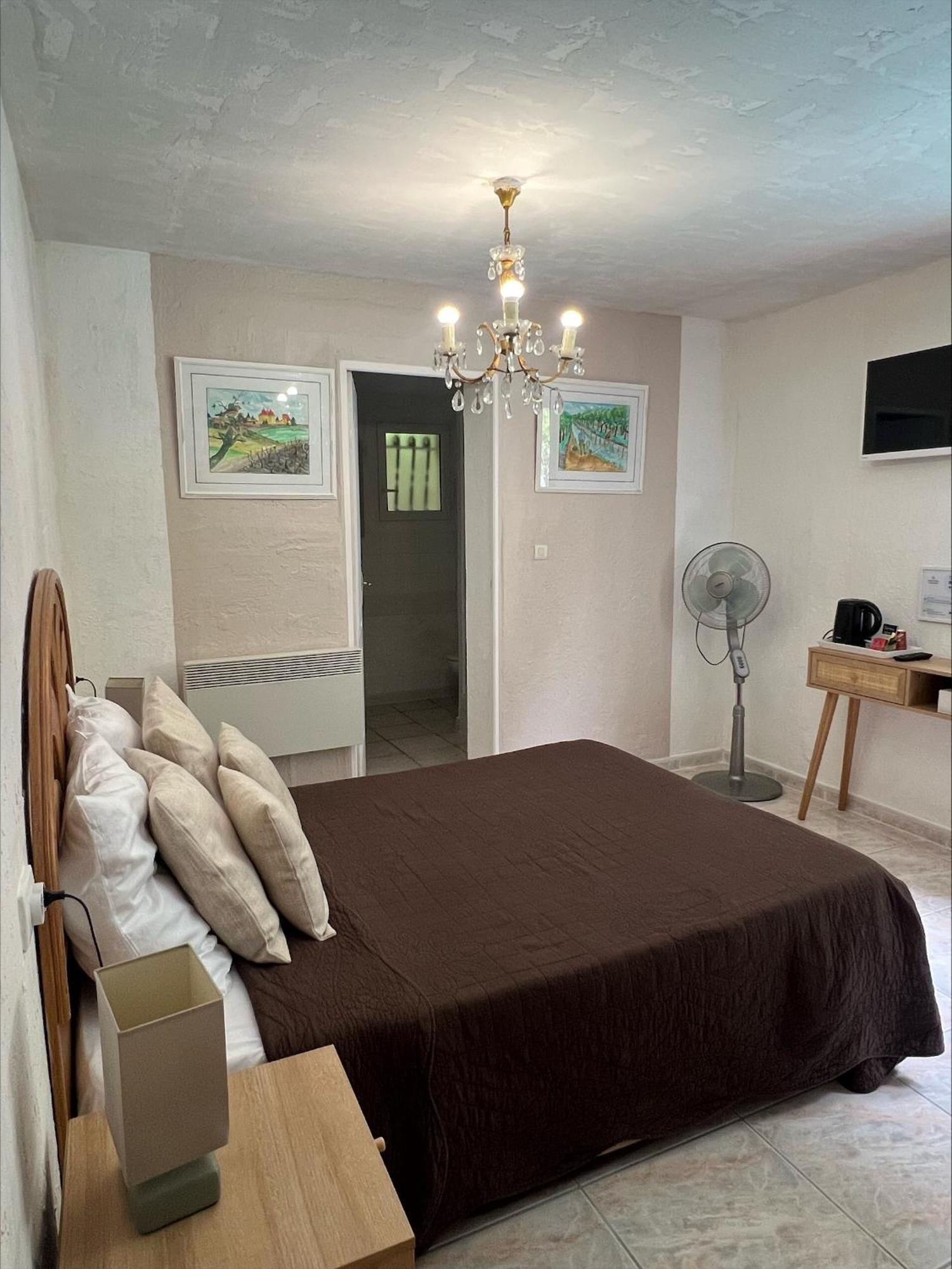 Bed & Breakfast Le Beausejour Каркасон Екстериор снимка